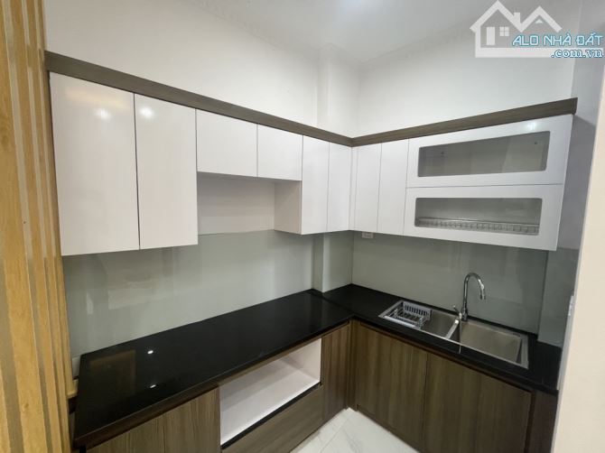 TRUNG TÂM Ô CÁCH - NHÀ MỚI 37M2 - NỘI THẤT ĐẸP - 6