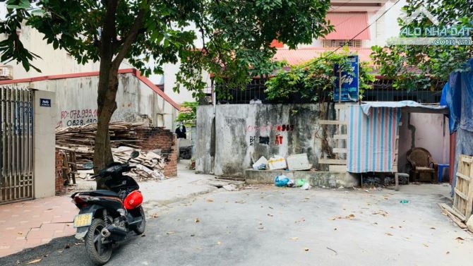 Lô đất khu Đoàn Kết (Quán Nam) - 105m2 - mt 4,5m - vuông vắn - ngõ ô tô - giá 56 tr/m2 - 2