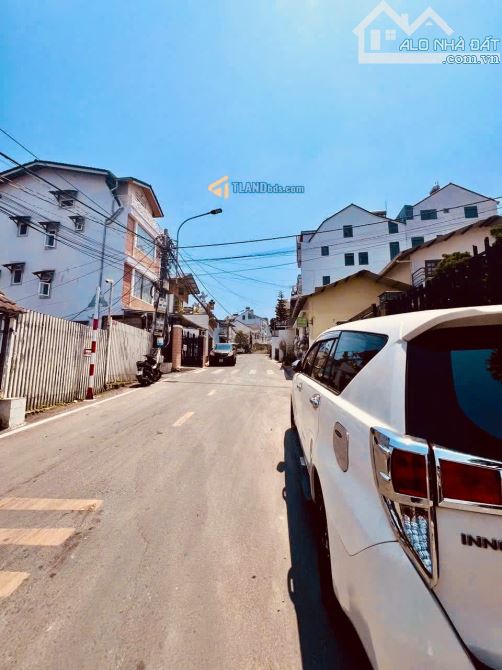 CHỈ 6ty _ 75m2 _ ĐẤT LIÊN KẾ MẶT TIỀN ĐƯỜNG GẦN HỒ XUÂN HƯƠNG - 2