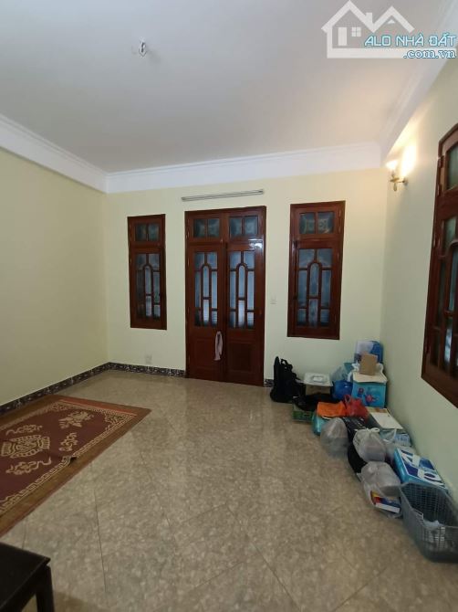 Bán nhà phân lô ngõ 89 Vũ Ngọc Phan, 55m2 x 4 tầng, ô tô tránh, 20 tỷ - 2