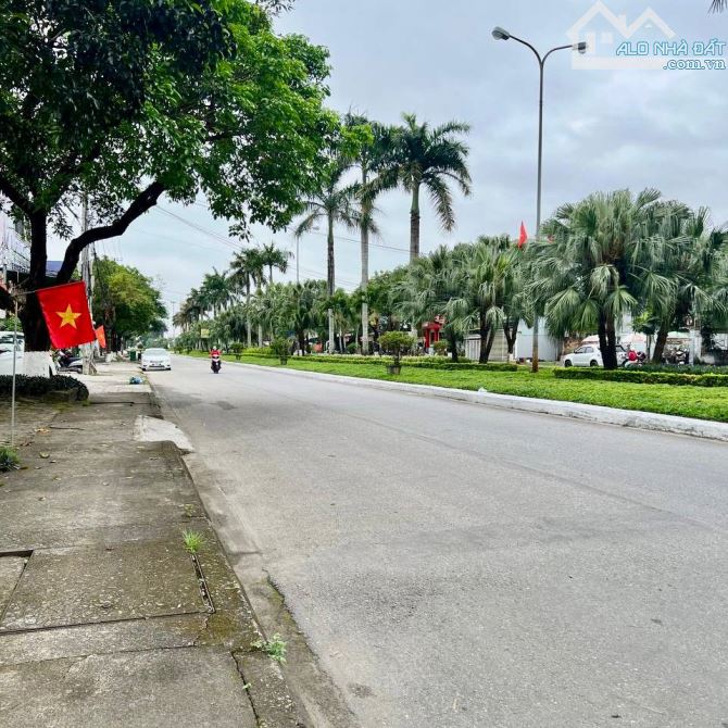 BÁN ĐẤT TẶNG NHÀ CẤP 4 – MẶT TIỀN HÙNG VƯƠNG – TP. TAM KỲ – QUẢNG NAM - 2