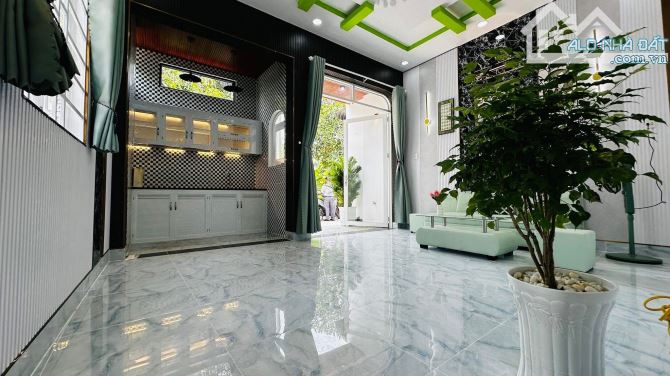 Nhà Cấp 4 Đẹp 5 x 12m . 2PN 2WC Căn góc đường xe ôtô . Sổ Hồng Riêng Giá Rẻ - 2