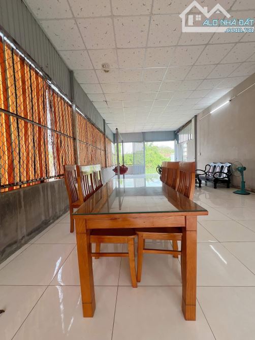 Nhà Cấp 4 Sổ Hồng Riêng 5 x 15m . Tặng Hết Nội Thất . Giá Rẻ Còn Bớt - 2