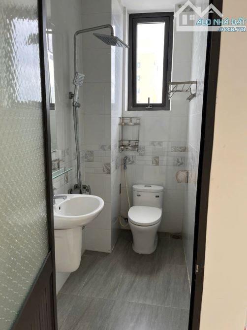 Nhà 3 tầng MT Chính Hữu có đường kiệt 3m bên cạnh - 2
