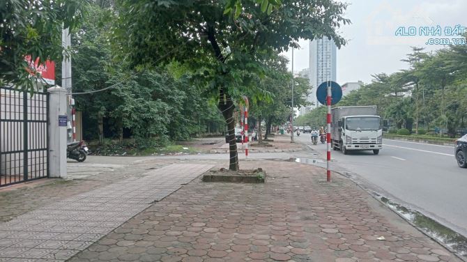 BÁN ĐẤT MP LÊ TRỌNG TẤN – ĐỐI DIỆN PARK CITY 9000M2 MT 65M2 GIÁ HƠN 300 TỶ - 2