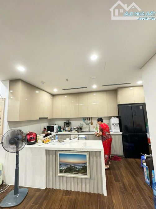 Căn hộ 91,5m - 2n2vs - 8.6 tỉ  Cc The Zei- số 8 Lê Đức Thọ full nội thất đẹp, có slot ô tô - 2
