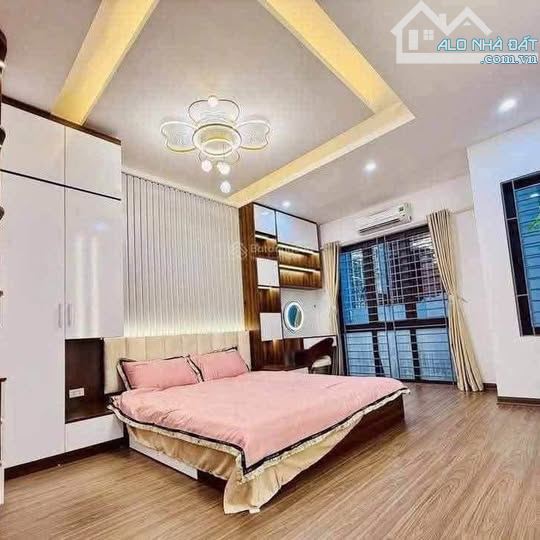 NHÀ ĐẸP YÊN HOÀ NGUYỄN KHANH, 40m2,5T, NHỈNH 7tỷ, NỘI THẤT XỊN, NHÀ MỚI - 2