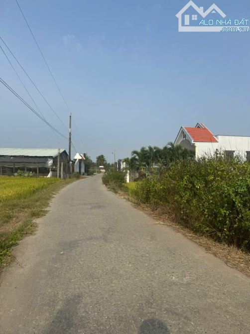 5×30 thổ mặt tiền đường huỳnh ngọc xinh quê mỹ thạnh_Tân trụ_Long An 570 triệu - 2