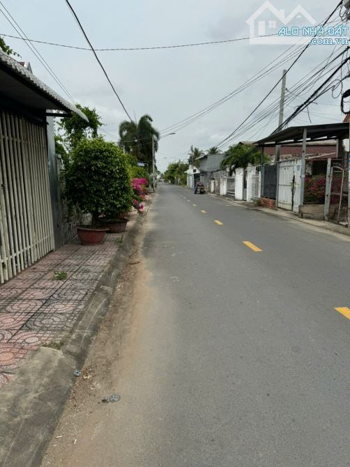 Cần chuyển nhượng lại nền đất mặt tiền Nguyễn Trung Trực phường 1 thành phố Trà Vinh - 2