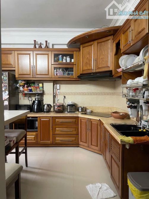 Bán biệt thự khu vip Nguyễn Văn Khối - 80m2 (10mx8m), 5PN lớn - HXH cách vài bước chân - g - 3