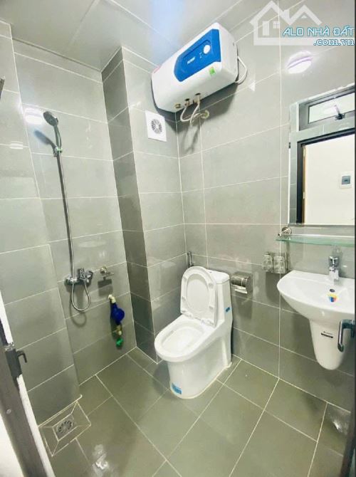 Bán CCMN Tôn Thất Tùng - Cạnh ĐH Y - 52m2, mt 4,1m - 7T, Thang máy - 11PKK - 13 tỷ - 3
