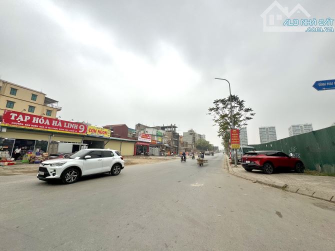 Duy nhất lô đất phố Nguyễn Lam, Giá đầu tư, Vô số dự án, DT 90m2 - MT 4.5m - 3