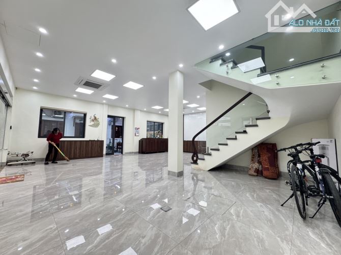 Biệt Thự _4 Tầng 3 Thoáng_Đông Trù_Đông Hội _Đông Anh_DT 144m2_MT 12m_Vỉa Hè Cây Xanh