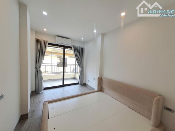 PHÂN LÔ GIÁP LIỀN KỀ 90 NGUYỄN TUÂN - 60M - 15 Tỷ - Ô TÔ tránh vỉa hè - 3