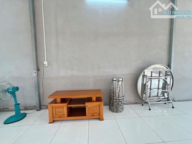 Nhà Cấp 4 Sổ Hồng Riêng 5 x 15m . Tặng Hết Nội Thất . Giá Rẻ Còn Bớt - 3
