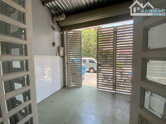 Bán gấp nhà phường An Phú Quận 2, DT 60m2 - CN 56m2, nhà 4 tầng, đường 2 ô tô, giá 12 tỷ - 3