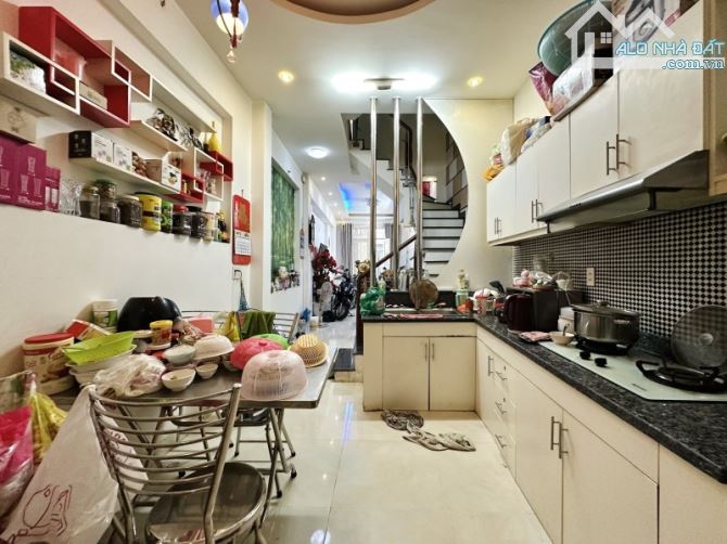 BÁN NHÀ HUỲNH VĂN BÁNH, P.11, PHÚ NHUẬN, 48M2, 4 TẦNG, 4PN 4WC ST, GIÁ CHỈ 7.79 TỶ - 3