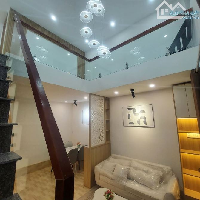SẬP HẦM NHÀ 2 TẦNG 3 NGỦ KIỆT 3M ĐIỆN BIÊN PHỦ - CHỈ DƯỚI 3TY SỞ HỮU NGAY - 3