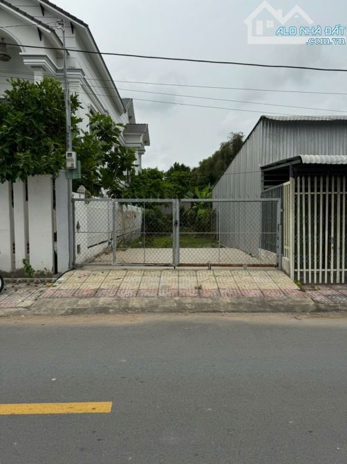 Cần chuyển nhượng lại nền đất mặt tiền Nguyễn Trung Trực phường 1 thành phố Trà Vinh - 3