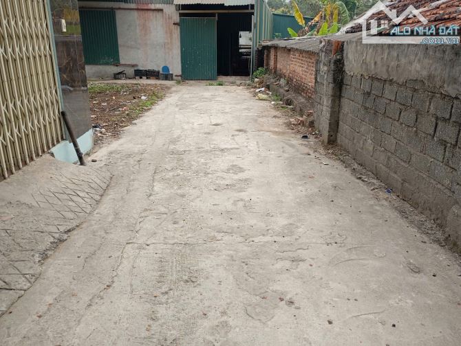 bán  đất 61m  phú nghĩa, mặt tiền hơn 5m, gần 2 khu công nghiệp giá dưới 2ty - 3
