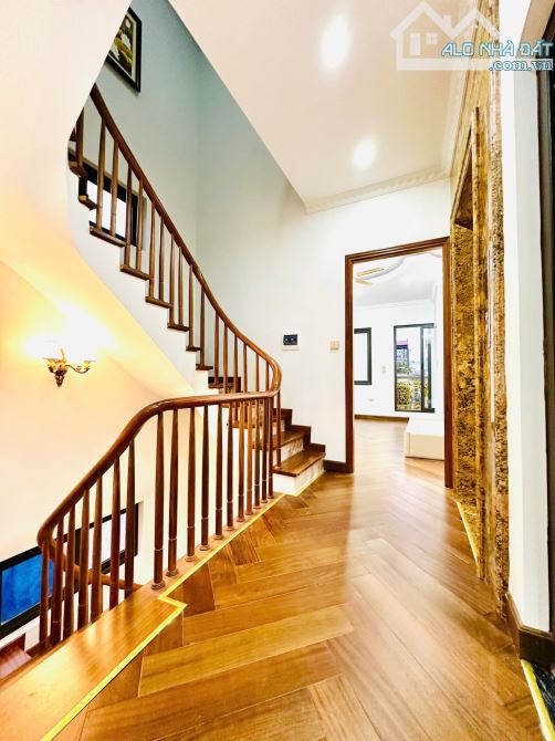 KIỆT TÁC LÔ GÓC 3 THOÁNG TRẦN QUỐC CẦU GIẤY 72m 27.5 TỶ 7 TẦNG MT 5m Ô TÔ ĐỖ CỬA - 4