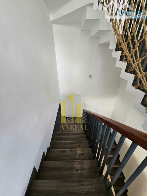 VILLA HIỆN ĐẠI 8X18M 3 LẦU GIÁ 40 TRIỆU - THIẾT KẾ THOÁNG SÁNG - 4