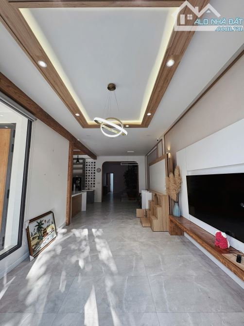 Villa mặt tiền Thi Sách thiết kế đẹp 19.5 tỷ - 4