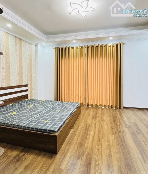 KHƯƠNG HẠ-7 TẦNG THANG MÁY- Ô TÔ NGỦ TRONG NHÀ. NGÕ THÔNG KIN DOANH - 4
