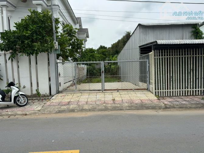 Cần chuyển nhượng lại nền đất mặt tiền Nguyễn Trung Trực phường 1 thành phố Trà Vinh - 4