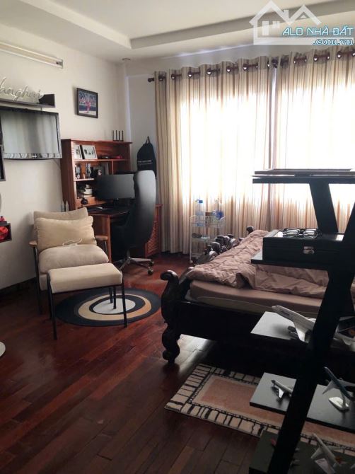 Bán biệt thự khu vip Nguyễn Văn Khối - 80m2 (10mx8m), 5PN lớn - HXH cách vài bước chân - g - 5