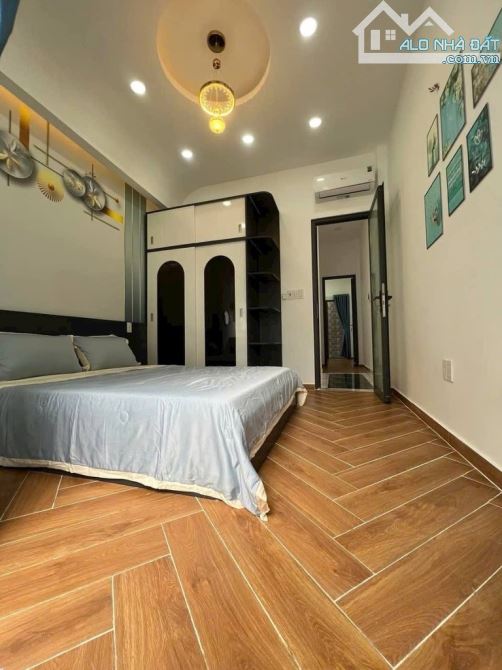 Hóc Môn - 1 trệt 2 lầu - Xuân Thới Thượng - 90m2- 3pn - 5