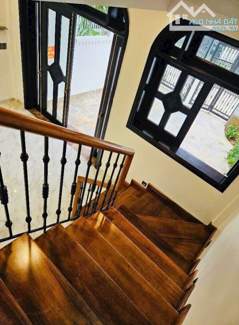 Nhà 2 tầng thiết kế đẹp kiệt 69 Lê Ngô Cát - 5