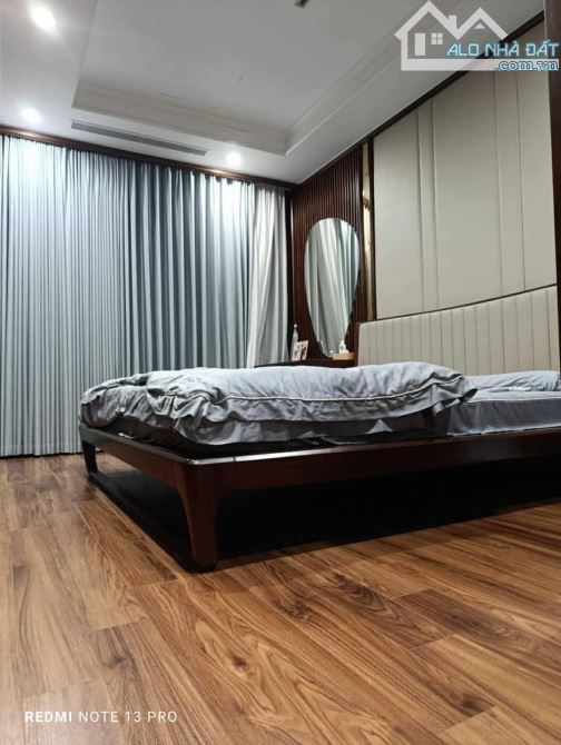 CHUNG CƯ CAO CẤP HATECO LAROMA HUỲNH THÚC KHÁNG - ĐỐNG ĐA - TRUNG TÂM VÍP - 138M - 3PN - 2 - 5
