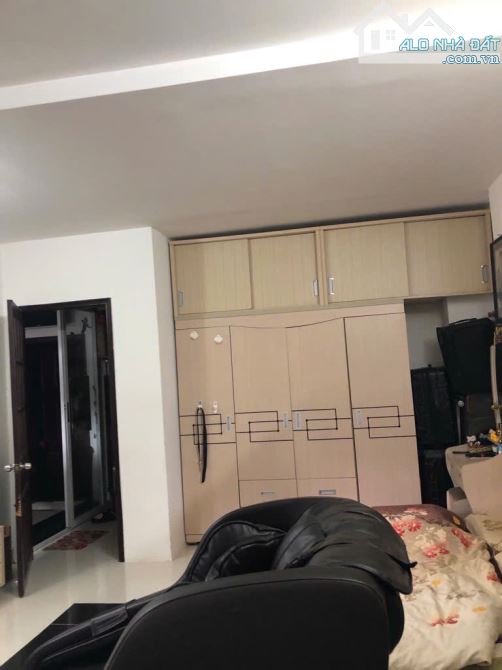Bán biệt thự khu vip Nguyễn Văn Khối - 80m2 (10mx8m), 5PN lớn - HXH cách vài bước chân - g - 6