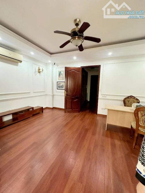 BÁN GẤP NHÀ LIỀN KỀ NGUYỄN TRÃI – KĐT FAFILM – 92M² – 5 TẦNG – THANG MÁY – 34.5 TỶ - 6