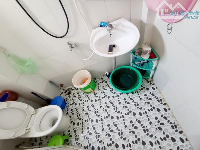 Bán Nhà Bà Hom Quận 6 Hiếm Bán_NGANG KHỦNG 5M_Giá chỉ 3tỷ250 - 6
