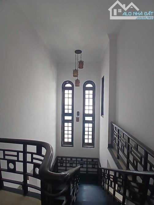 BÁN NHÀ GÓC 2 MẶT TIỀN KINH DOANH 130M2, , 2 TẦNG, NGAY CHỢ, - 6