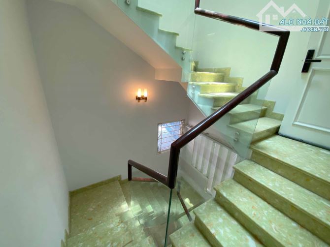 Bán Nhà MT Đường Số 10 KDC PP5 - 4.5m x 18m - 81m/2 - 1Trệt 3 Lầu +Sân Thượng- 4pn -4wc - 7