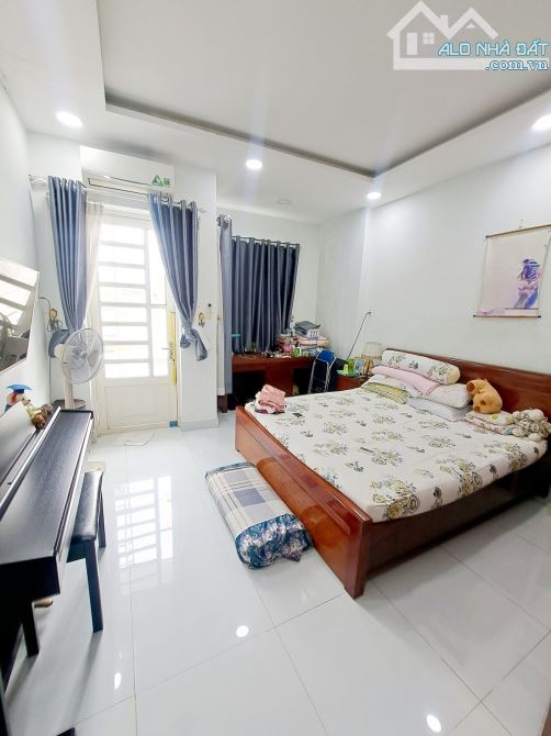 Bán nhà đẹp 2 tầng,hẻm trước nhà rộng 4m.Trần Xuân Soạn,Quận 7.Giá 4.9 tỷ. - 7