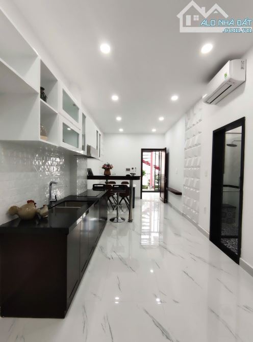 Top nhà vị trí đẹp 4 x 20m 1 trệt 5 lầu Lý Chính Thắng Q3 TP.HCM - 7