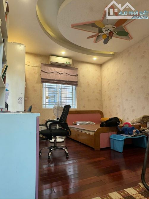 BIỆT THỰ SÂN VƯỜN LINH ĐÀM - VỊ TRÍ ĐẮC ĐỊA - NỘI THẤT NHẬP KHẨU -232M2 MẶT TIỀN 12.5M - 9