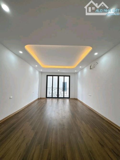 Bán Nhà Nghĩa Đô - Cầu Giấy - Xách Vali Về Ở Ngay - An Sinh Cực Đỉnh - 38m2 - 8 Tỷ Nhỉnh