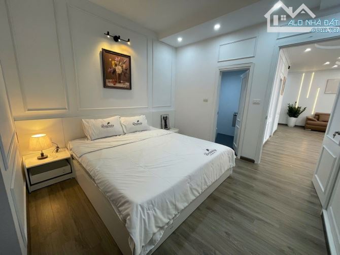 Cần bán  mặt phố Quang Trung – Hà Đông, 40m2, 5 tầng,  MT 4m, giá 11.5 tỷ.