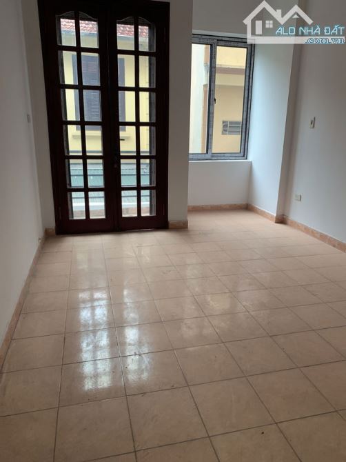 BÁN NHÀ GIÁP NHỊ, TRƯƠNG ĐỊNH 20M RA ĐƯỜNG Ô TÔ 50 M2 X4 TẦNG GIÁ 8,95 TỶ