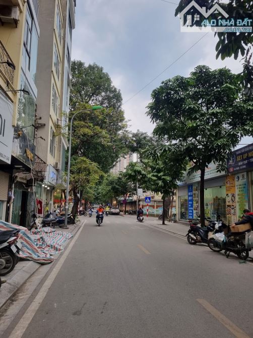 Mặt phố Bà Triệu - Hà Đông DT: 55m2, 5 tầng, mt3.5m, giá 19 tỷ