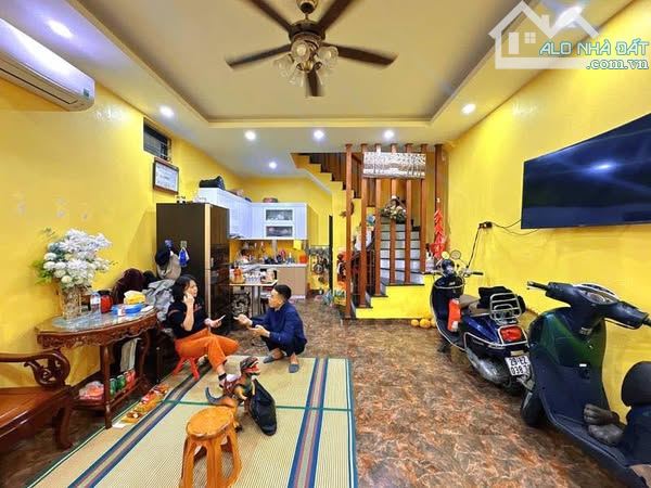 NHÀ MẶT NGÕ KIM MÃ - TT BA ĐÌNH - HÀ NỘI Giá 10.3 tỷ