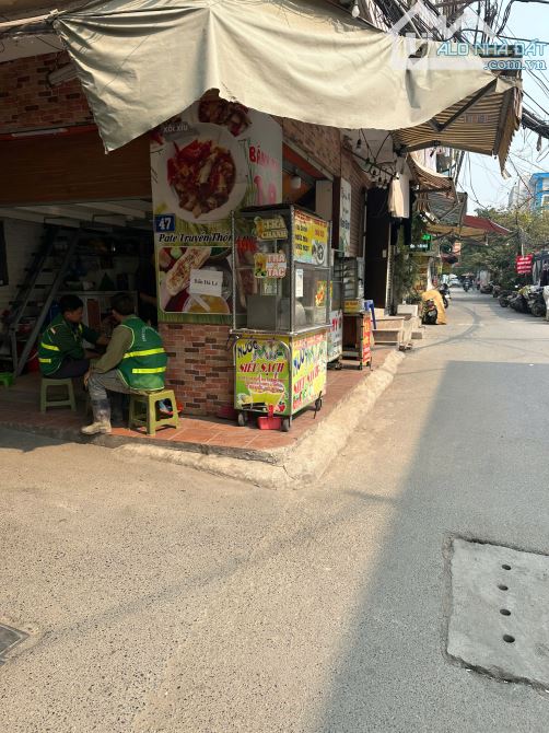 Bán nhà Văn Quán, Hà Đông. DT 50m2 xây 5 tầng. Ô tô đỗ cửa. Giá 13.8 tỷ có thương lượng