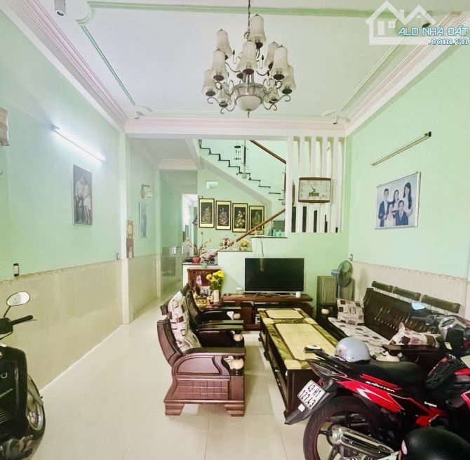 Bán nhà 2 tầng MT đường Hoài Thanh- Mỹ An- Ngũ Hành Sơn
