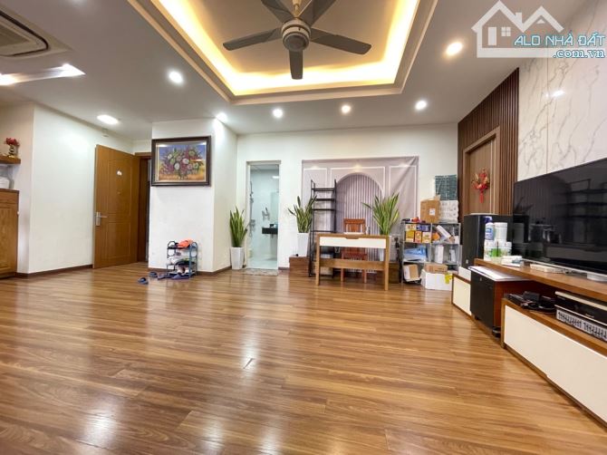 MỘT CĂN DUY NHẤT  PHÂN LÔ NGAY KHU ĐÔ CHỨC NĂNG ĐẠI MỖ, LÊ QUANG ĐẠO 90M CHỈ 14.5TY