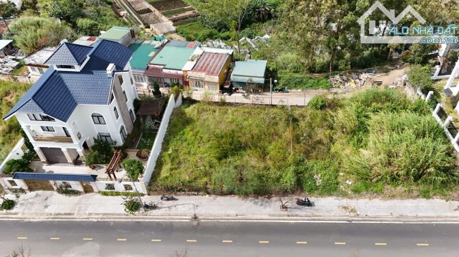 LÔ ĐẤT BẰNG PHẲNG CÓ VIEW KHU SANG TRONG DIC AN SƠN 25 TỶ